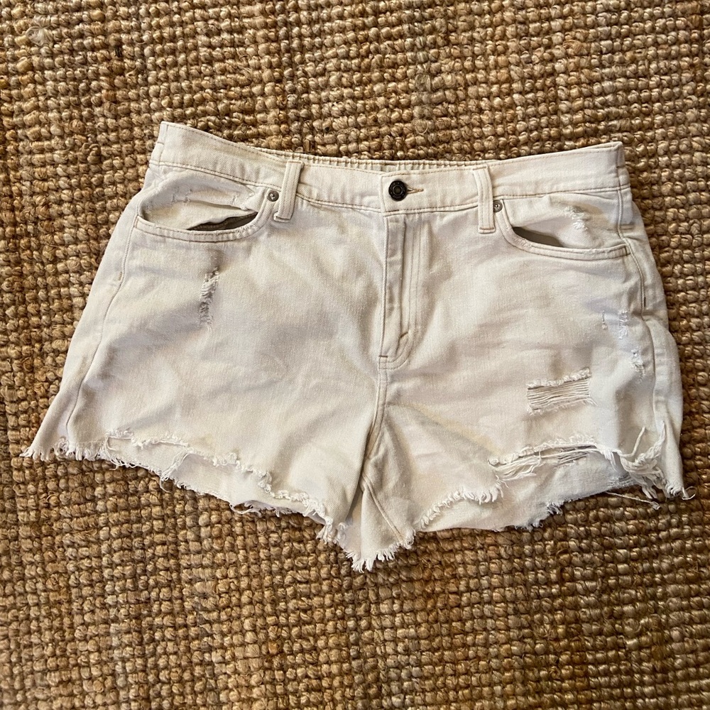 Aerie Women's Cream Distressed Shorts